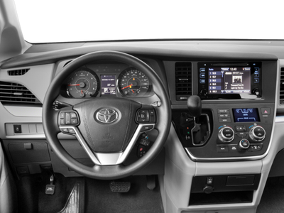 2016 Toyota Sienna LE 8 Passenger
