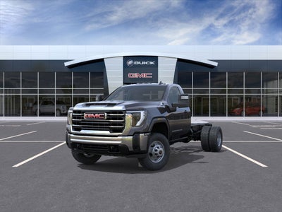 2025 GMC Sierra 3500 HD Chassis Cab Pro 9' 2/3 Dynapro Dump