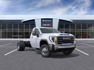 2025 GMC Sierra 3500 HD Chassis Cab Pro 9' 2/3 Dynapro Dump