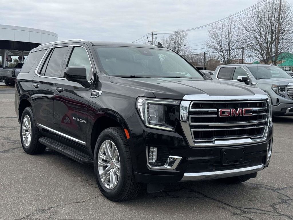 2024 GMC Yukon SLT