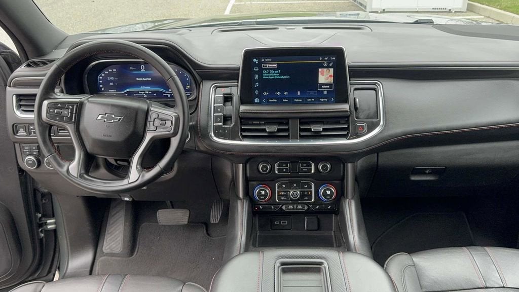 2023 Chevrolet Suburban RST