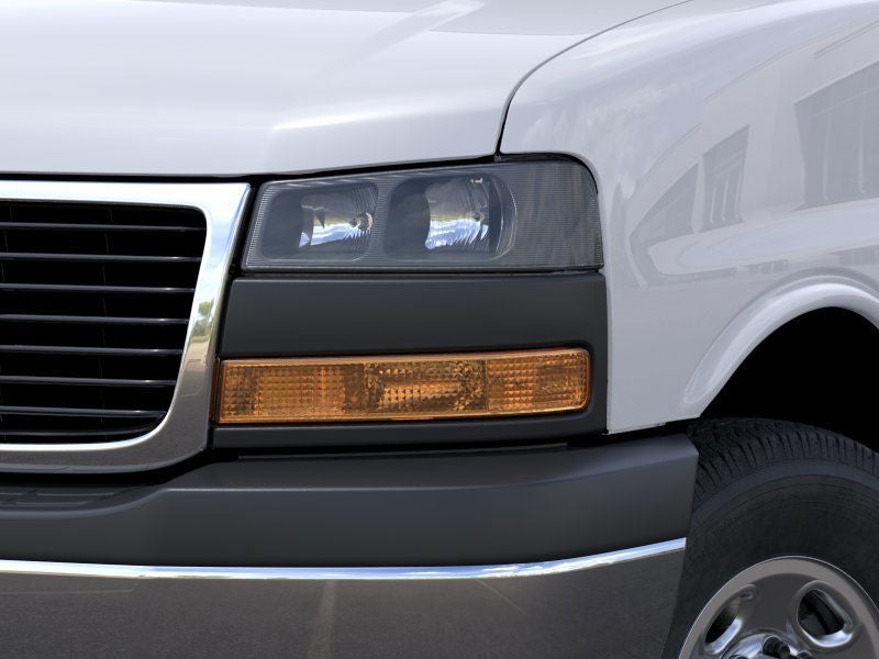 2025 GMC Savana Cutaway 3500 1WT Dejana Duracube