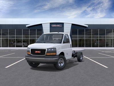 2025 GMC Savana Cutaway 3500 1WT Dejana Duracube