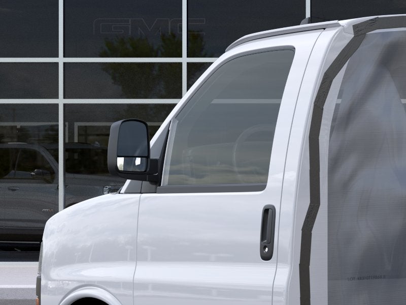 2025 GMC Savana Cutaway 3500 1WT Dejana Duracube