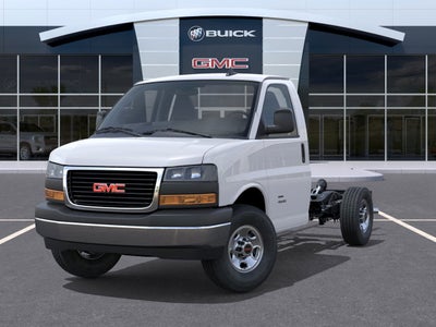 2025 GMC Savana Cutaway 3500 1WT Dejana Duracube