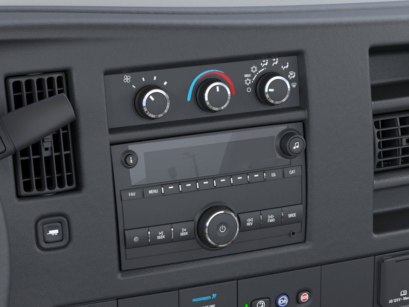 2025 GMC Savana Cutaway 4500 2WT Dejana Duracube