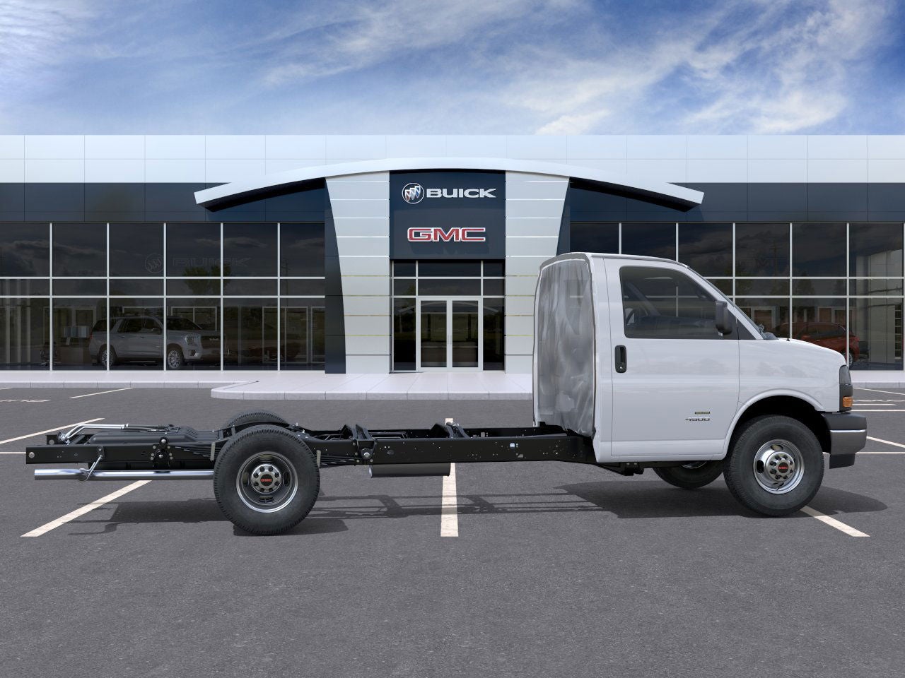 2025 GMC Savana Cutaway 4500 2WT Dejana Duracube