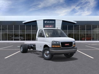 2025 GMC Savana Cutaway 4500 2WT Dejana Duracube