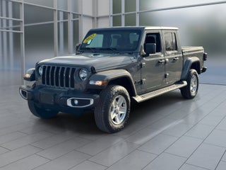 2022 Jeep Gladiator Sport