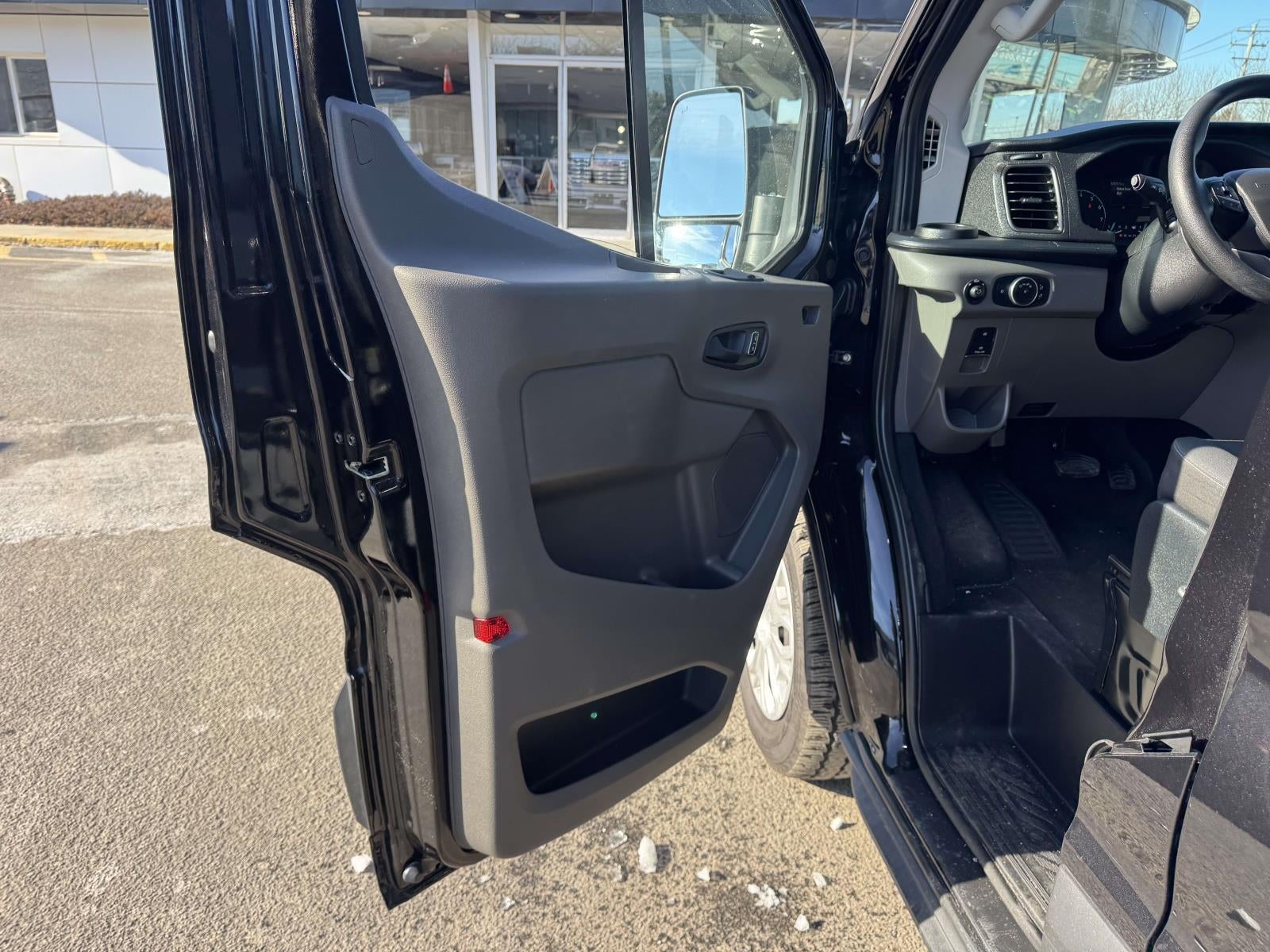 2023 Ford Transit-350 XLT