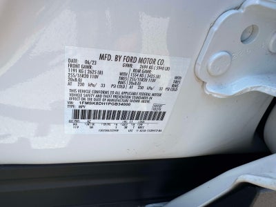 2023 Ford Explorer XLT
