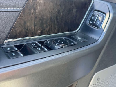 2023 Ford F-350SD Lariat DRW