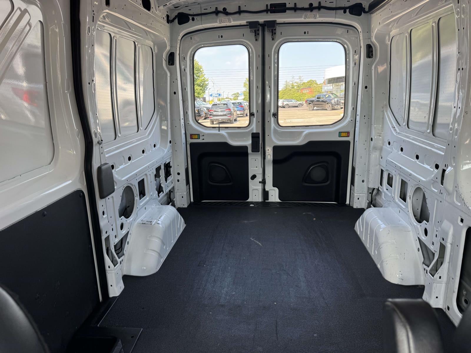 2023 Ford Transit-250 Base