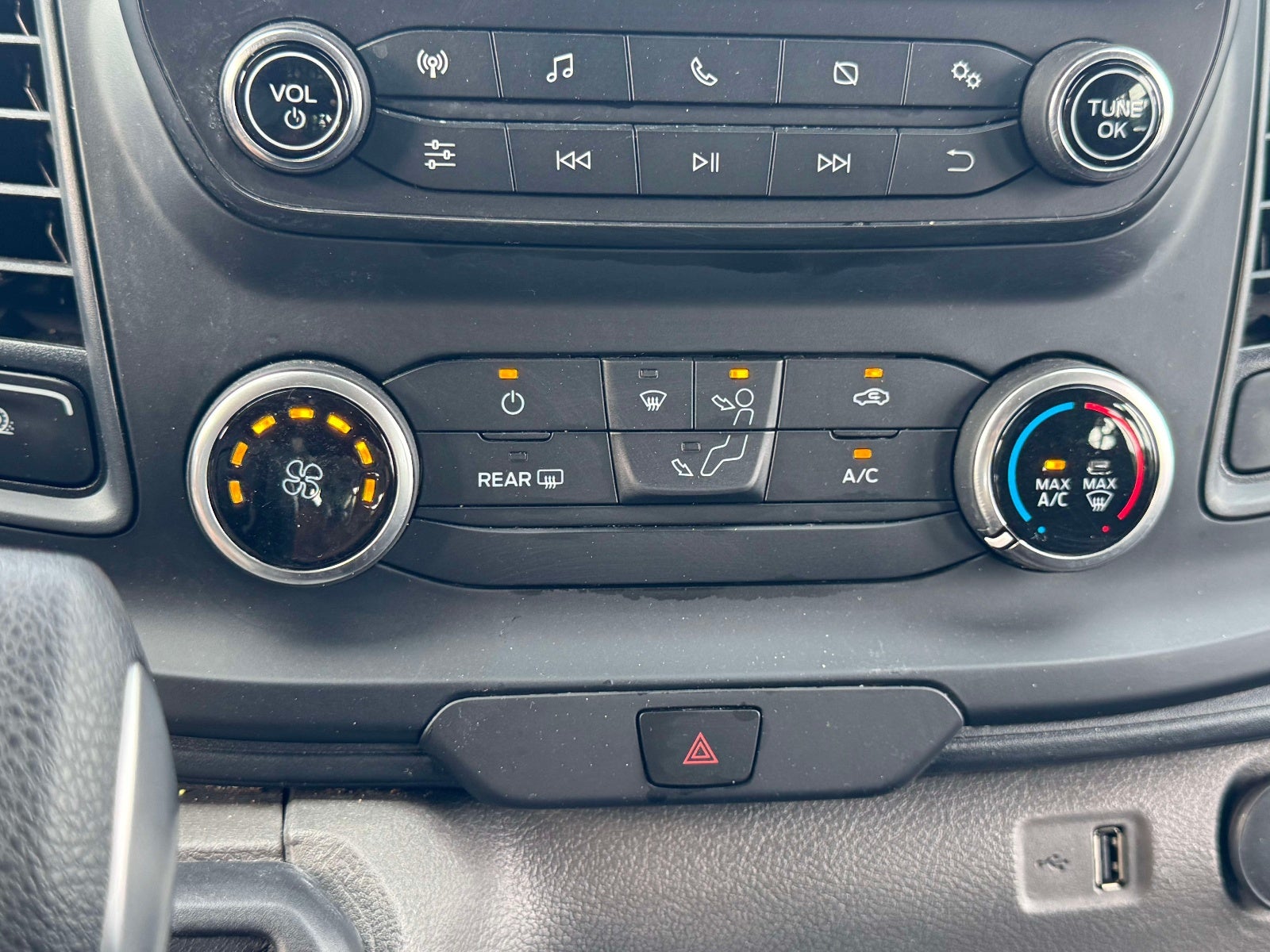 2025 Ford Transit-250 Base