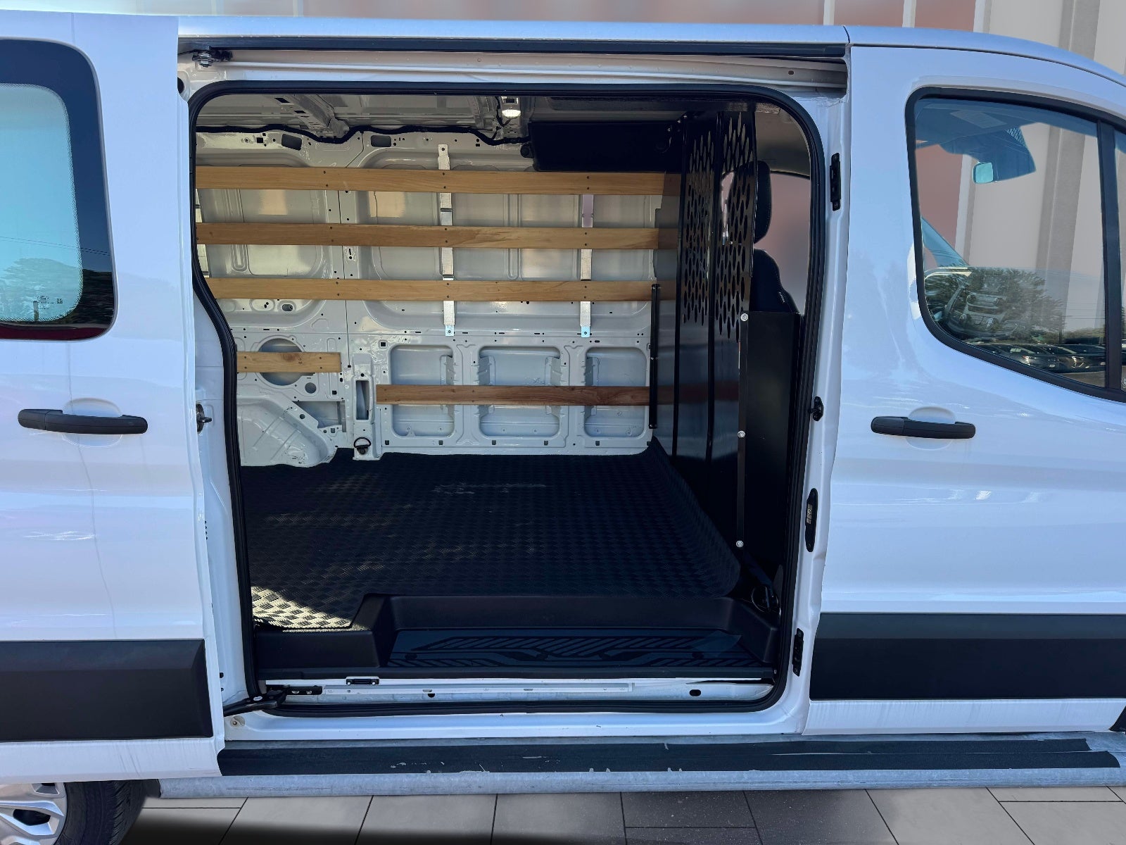 2025 Ford Transit-250 Base