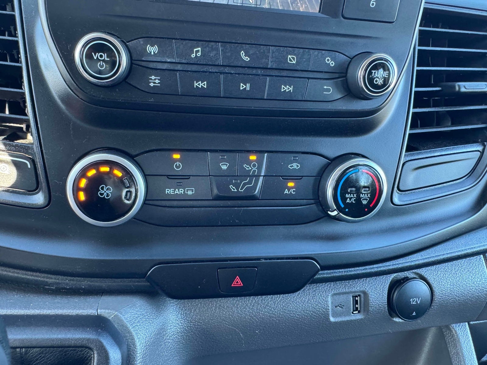 2025 Ford Transit-250 Base