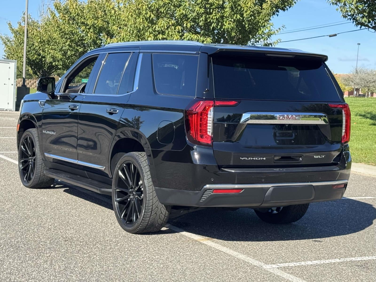 2021 GMC Yukon SLT
