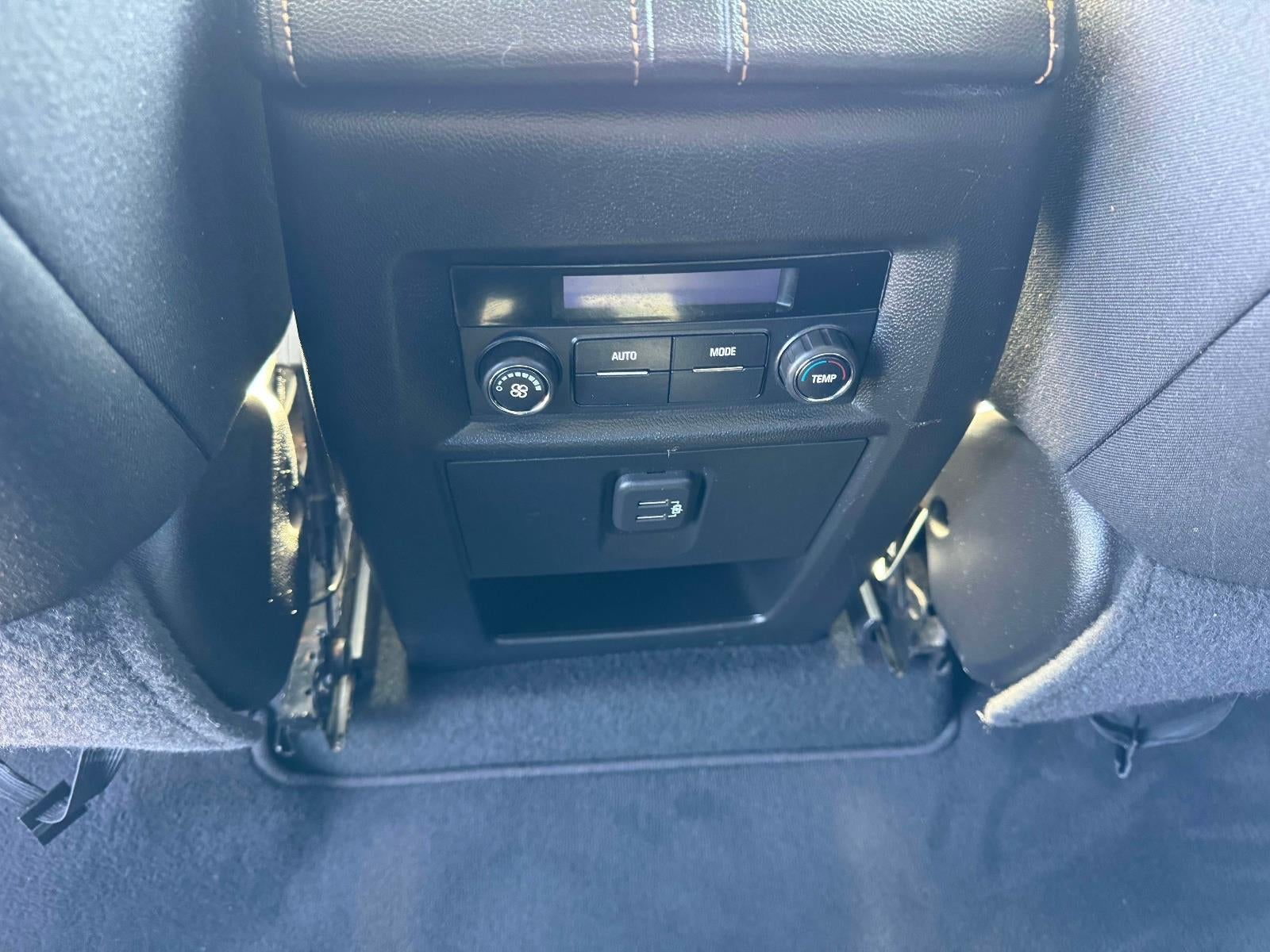 2018 Chevrolet Traverse LT Cloth w/1LT