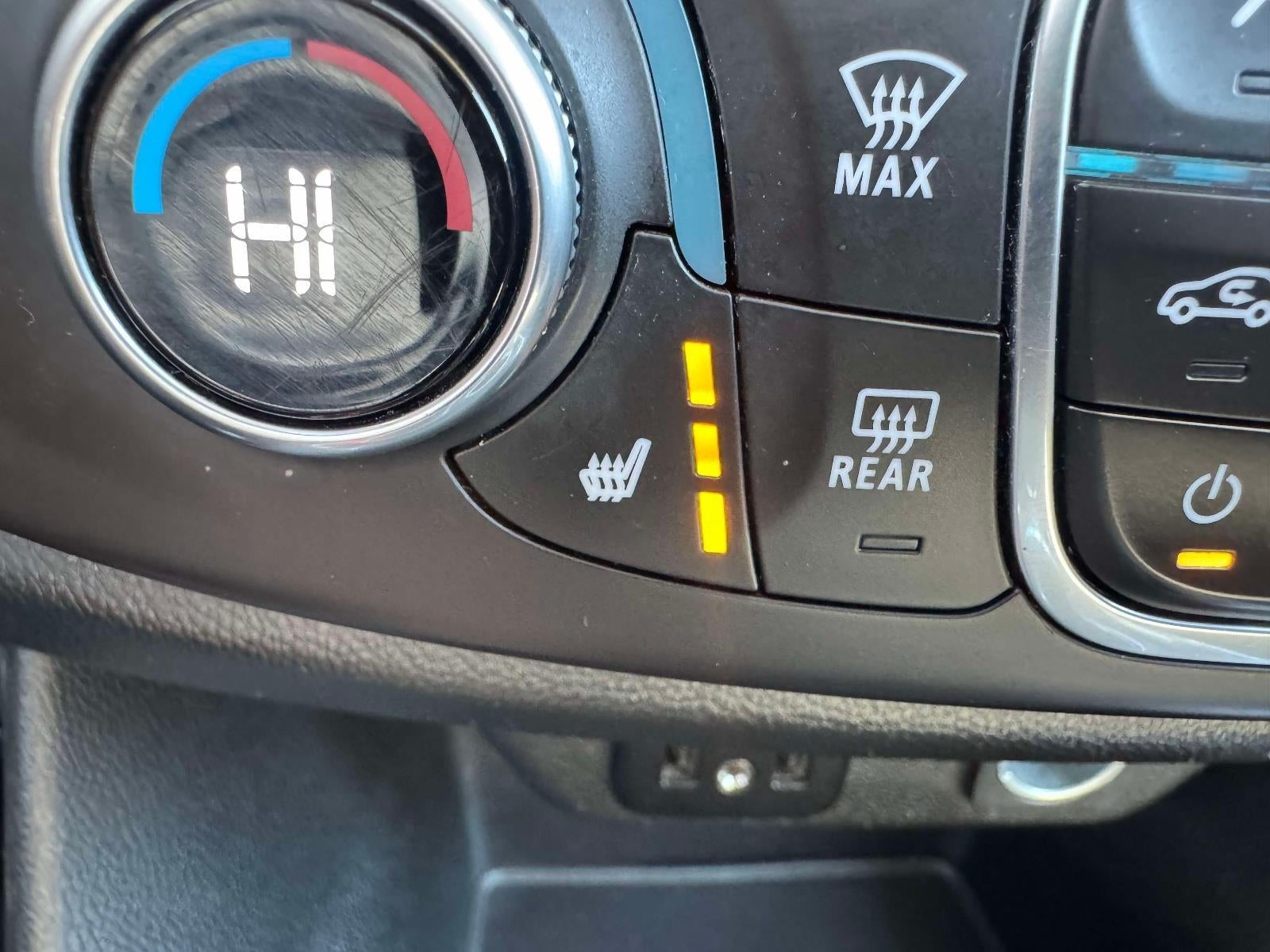 2018 Chevrolet Traverse LT Cloth w/1LT