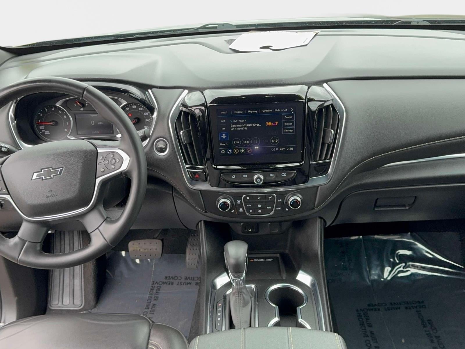 2023 Chevrolet Traverse LT Leather