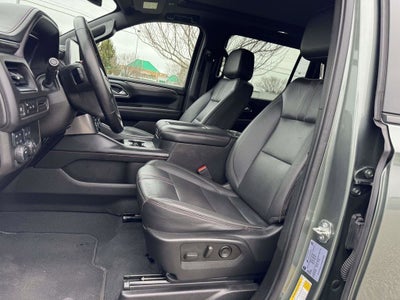 2023 Chevrolet Suburban RST