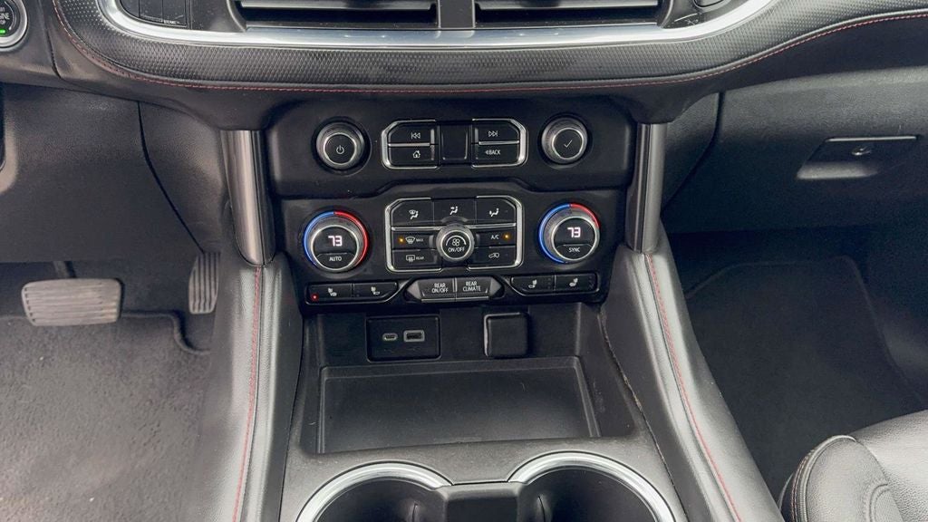 2023 Chevrolet Suburban RST