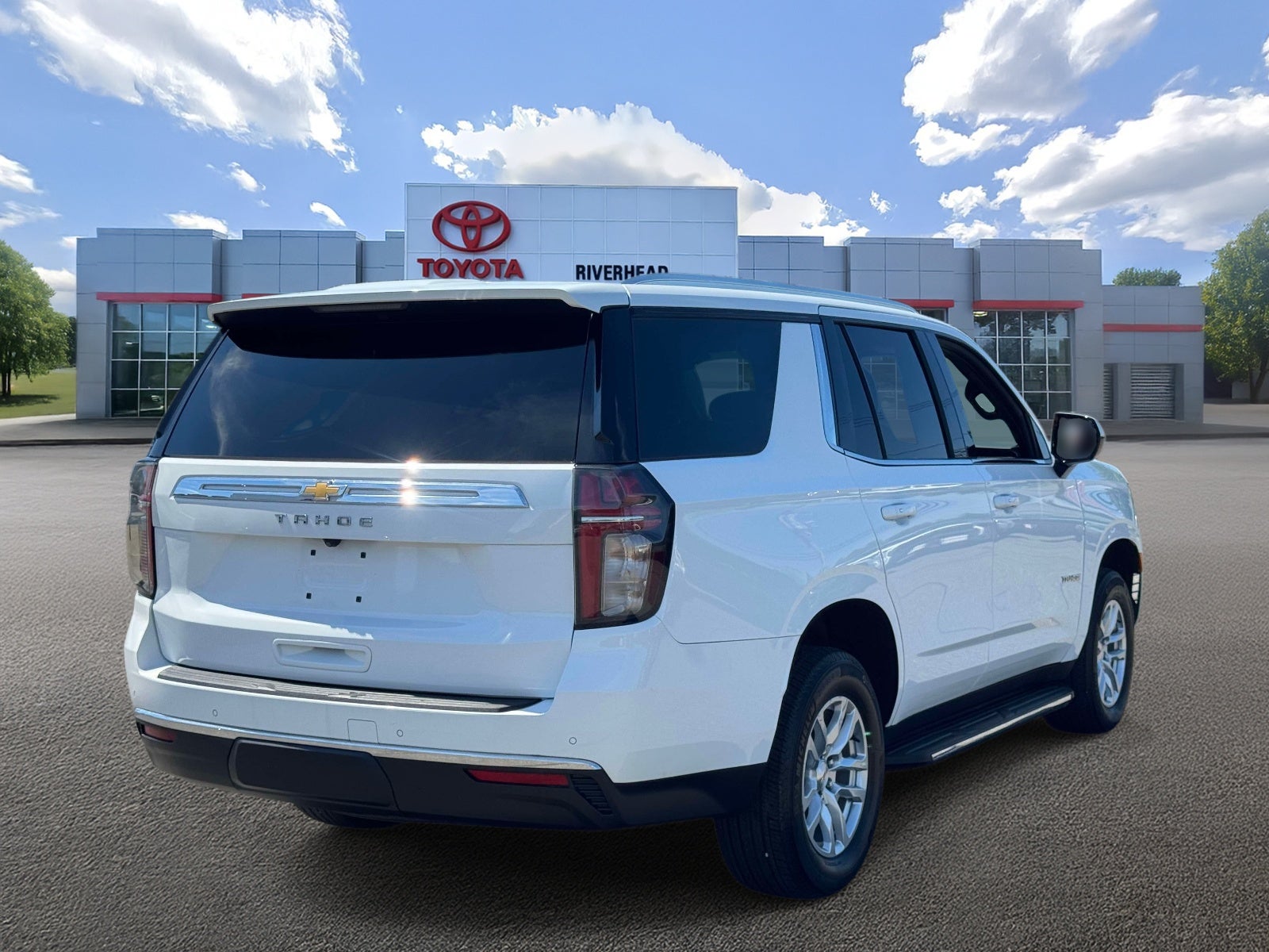 2023 Chevrolet Tahoe LS