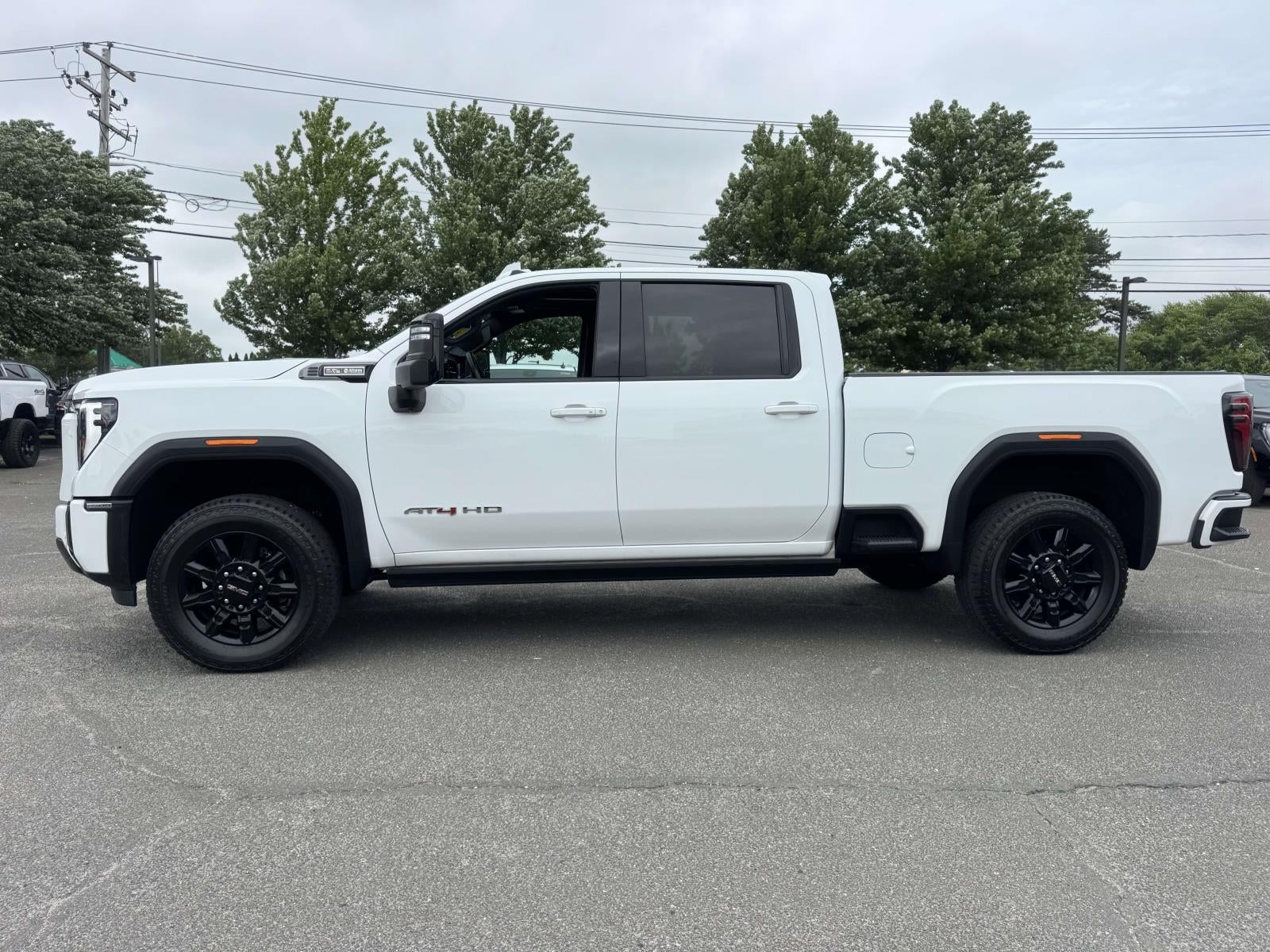 2024 GMC Sierra 2500HD AT4