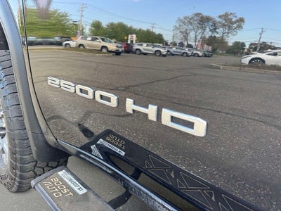 2023 GMC Sierra 2500HD SLT