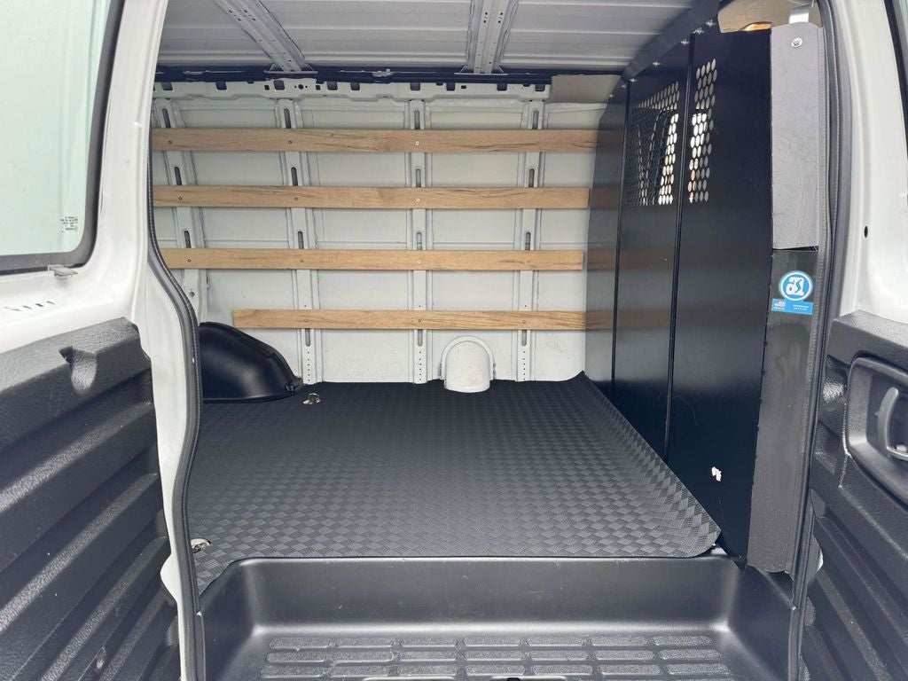 2024 GMC Savana 2500 Work Van