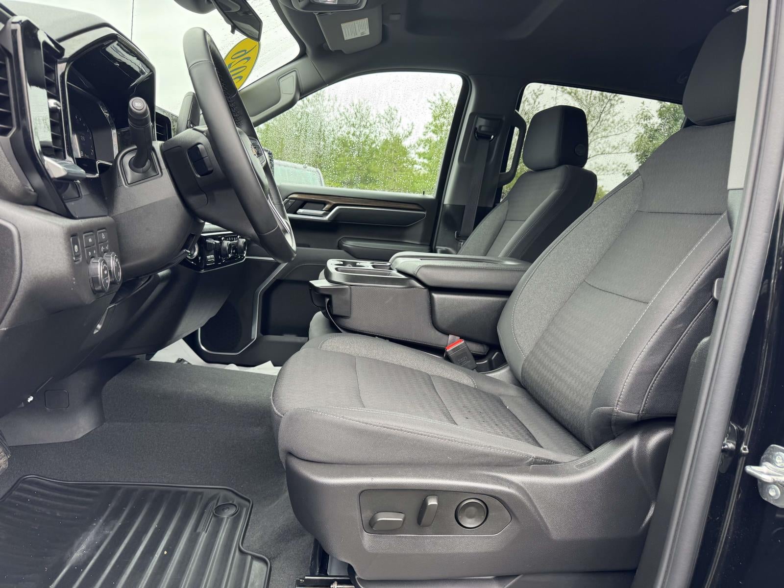 2026 Chevrolet Silverado 1500 LT LT1