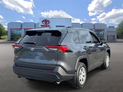 2020 Toyota RAV4 LE