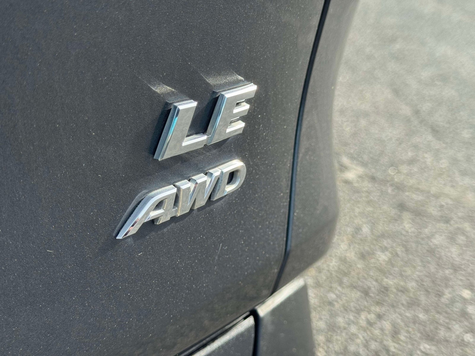 2020 Toyota RAV4 LE