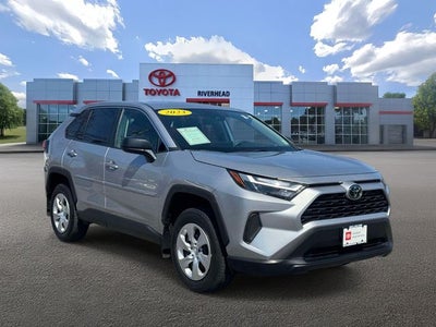 2023 Toyota RAV4 LE