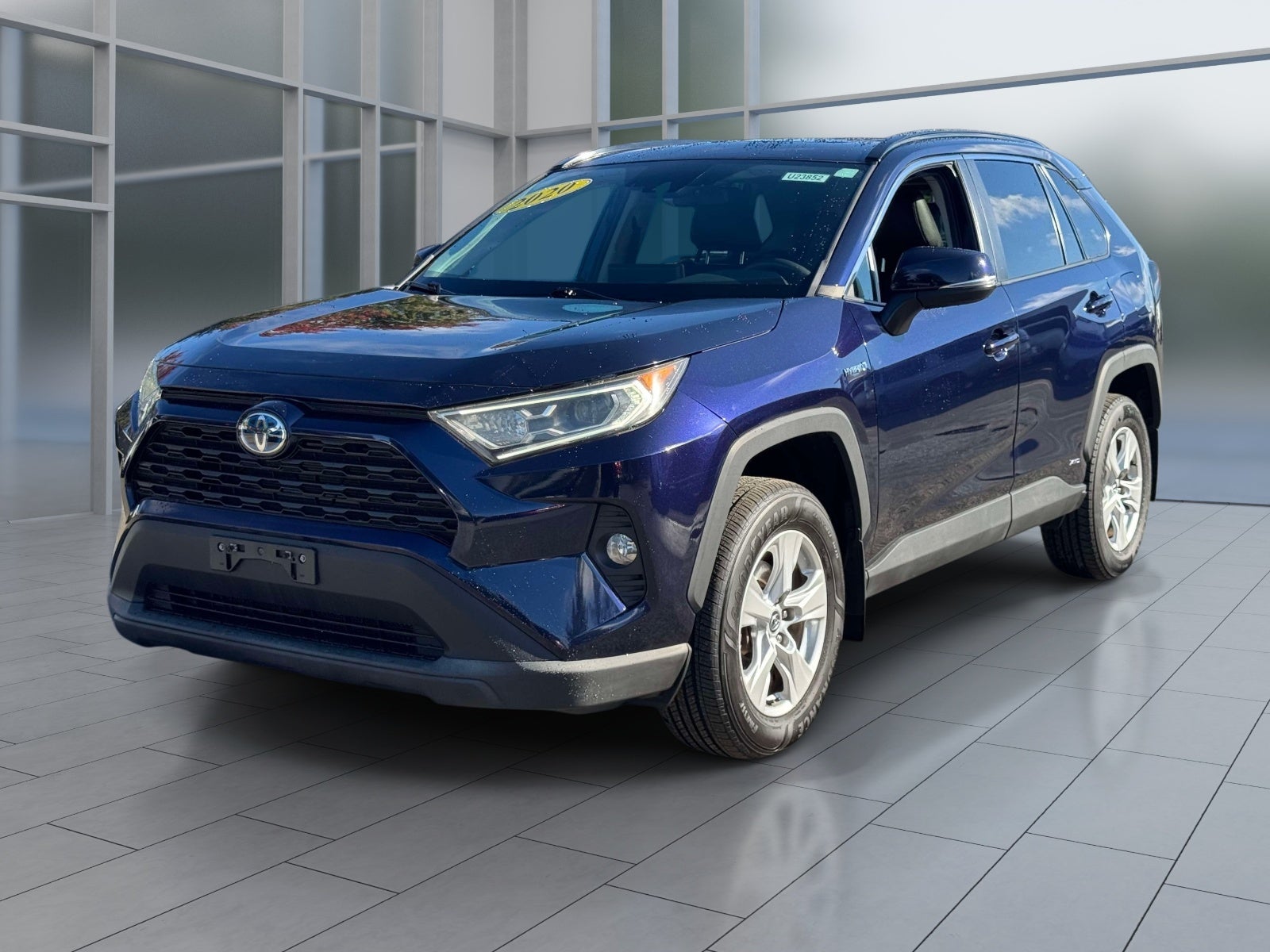 2020 Toyota RAV4 Hybrid XLE