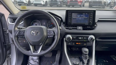 2021 Toyota RAV4 Hybrid XLE