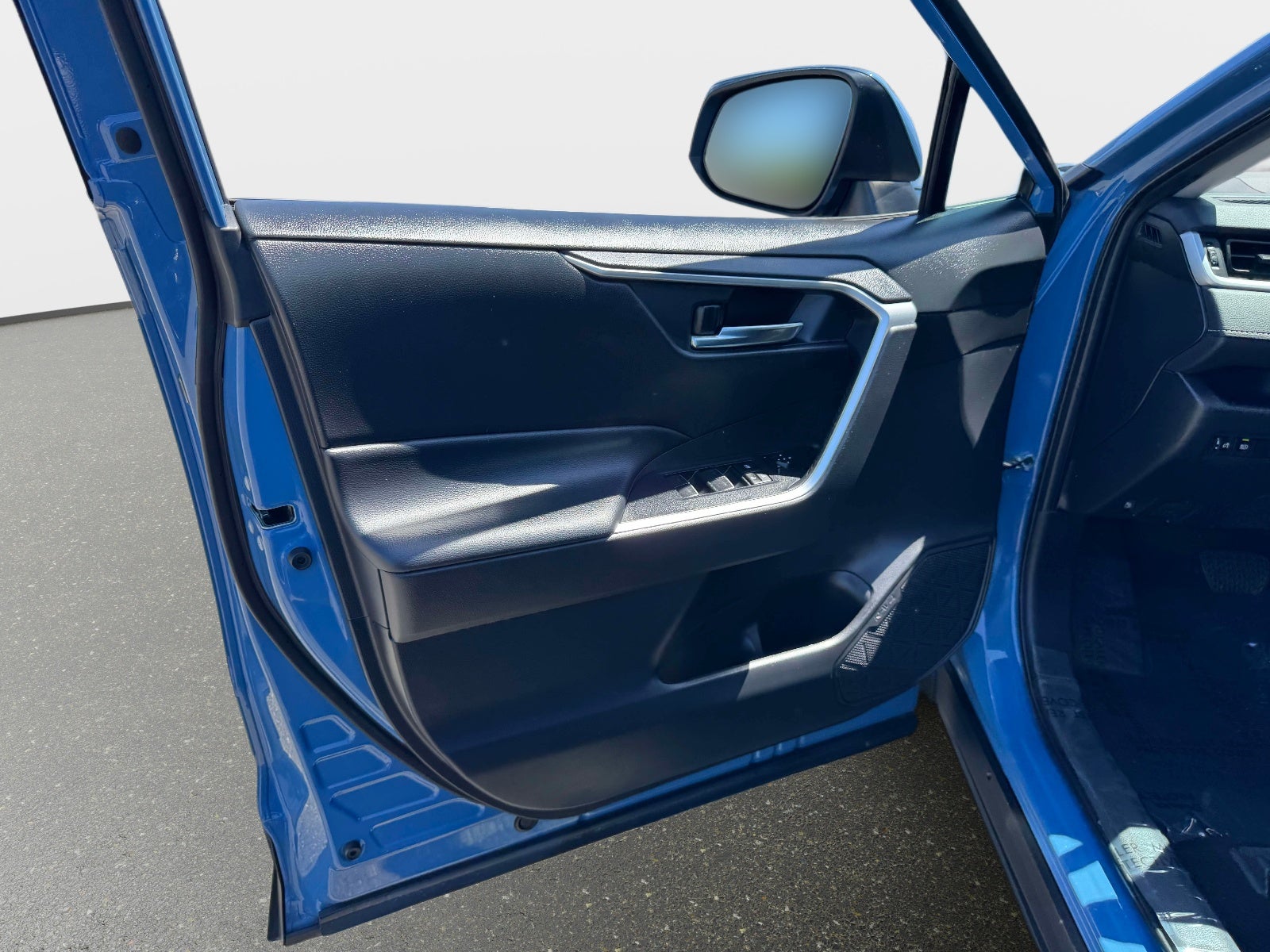 2023 Toyota RAV4 Hybrid Woodland Edition