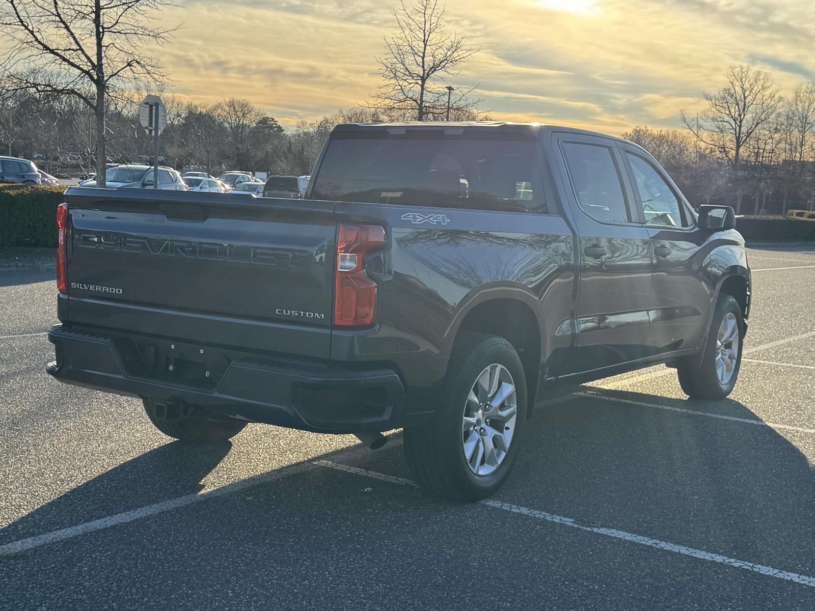2021 Chevrolet Silverado 1500 Custom