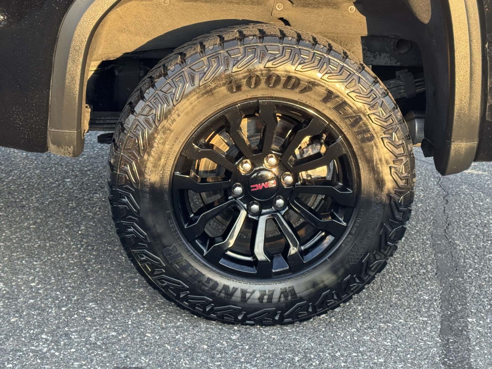 2023 GMC Sierra 1500 AT4X