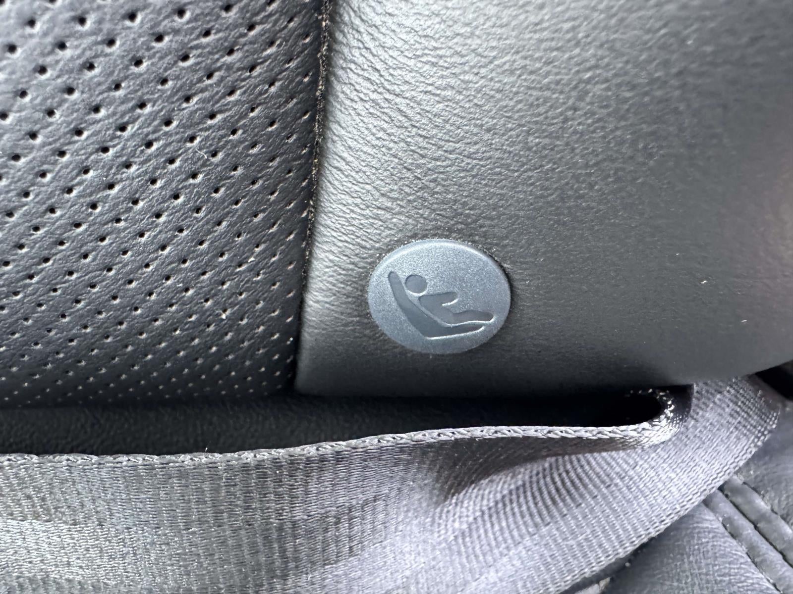 2015 Lincoln MKZ Base