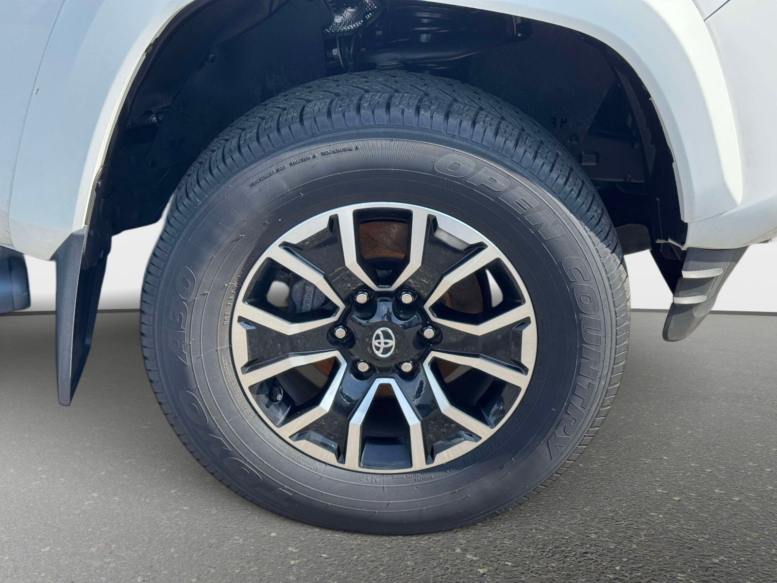2023 Toyota Tacoma TRD Sport V6