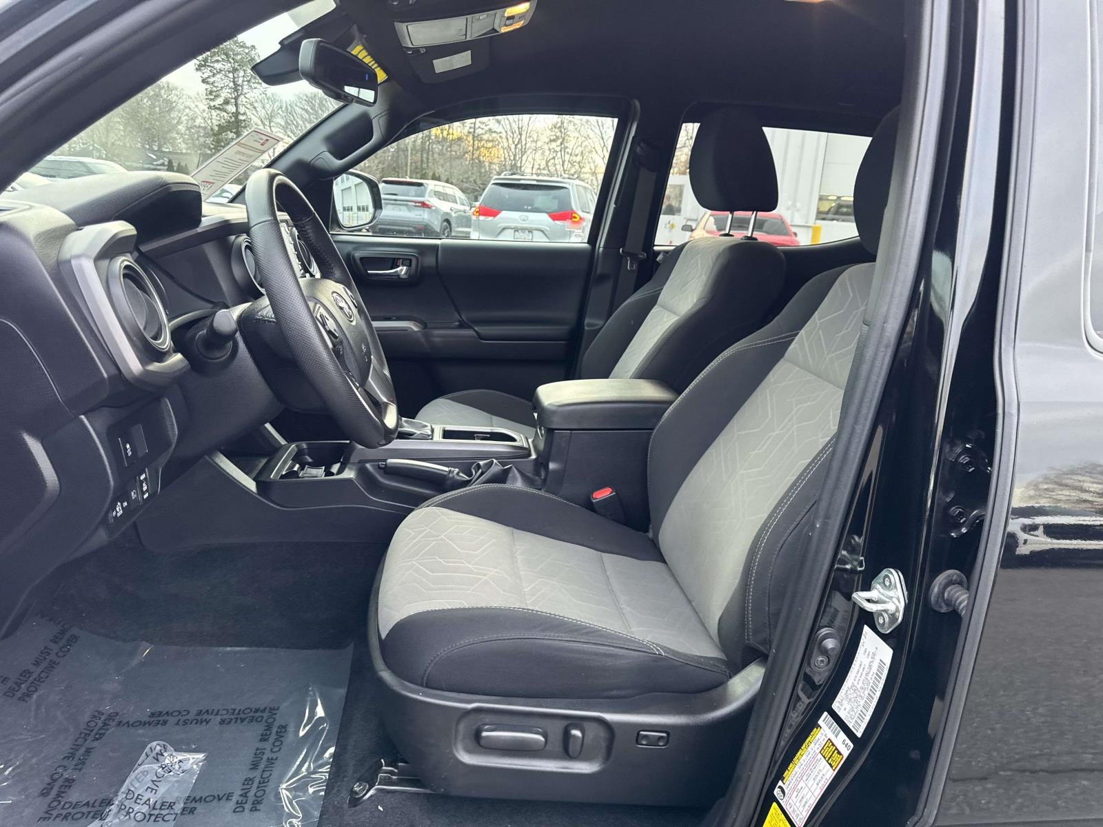 2023 Toyota Tacoma TRD Sport V6