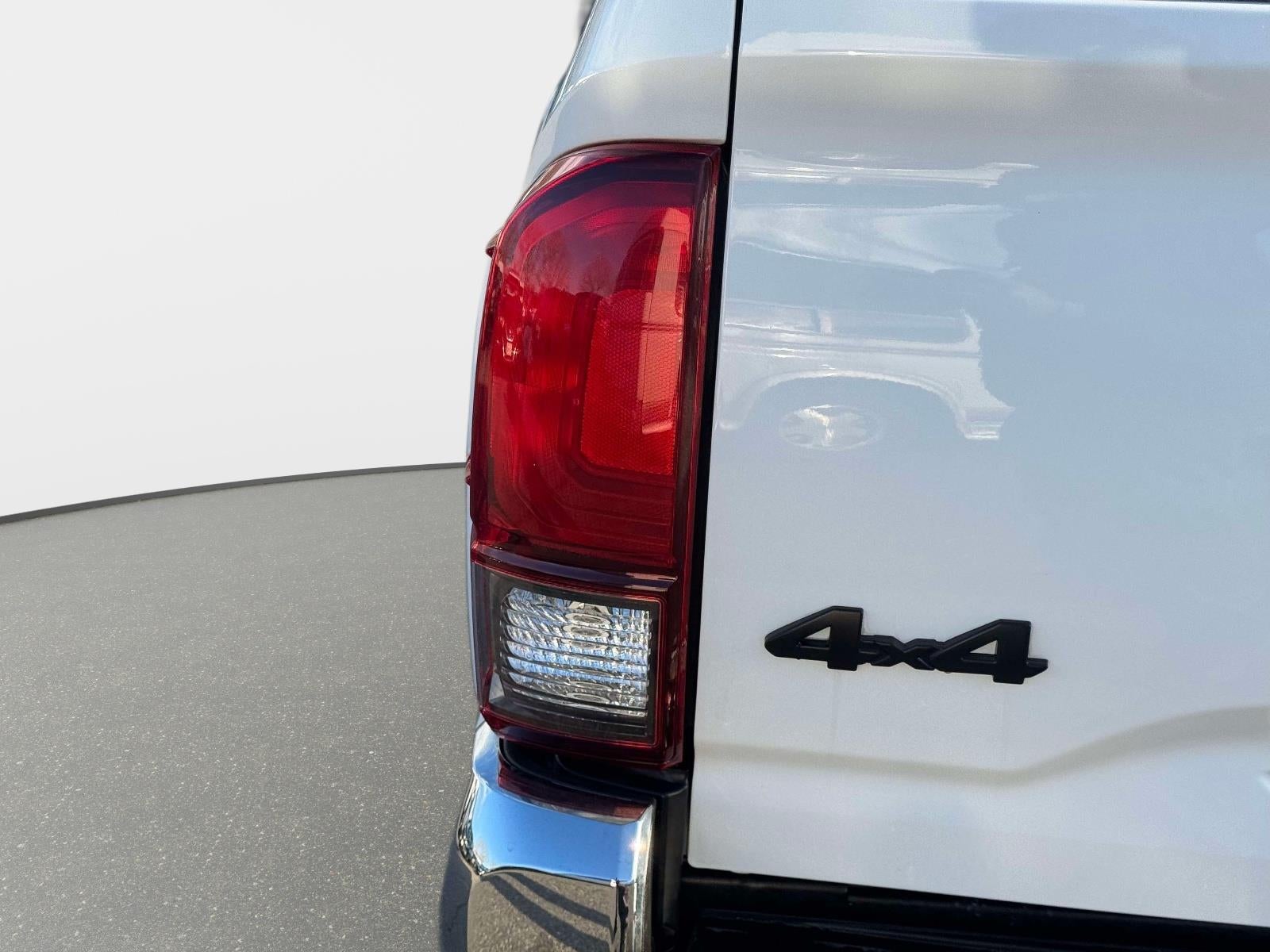 2019 Toyota Tacoma SR5 V6