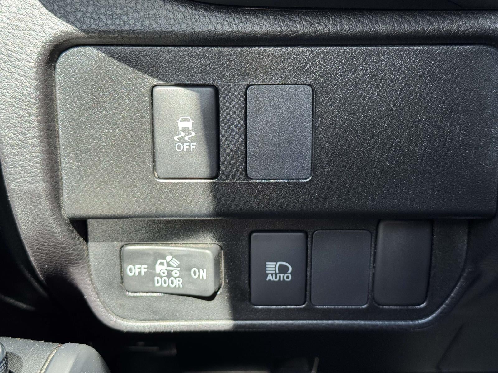 2022 Toyota Tacoma SR V6