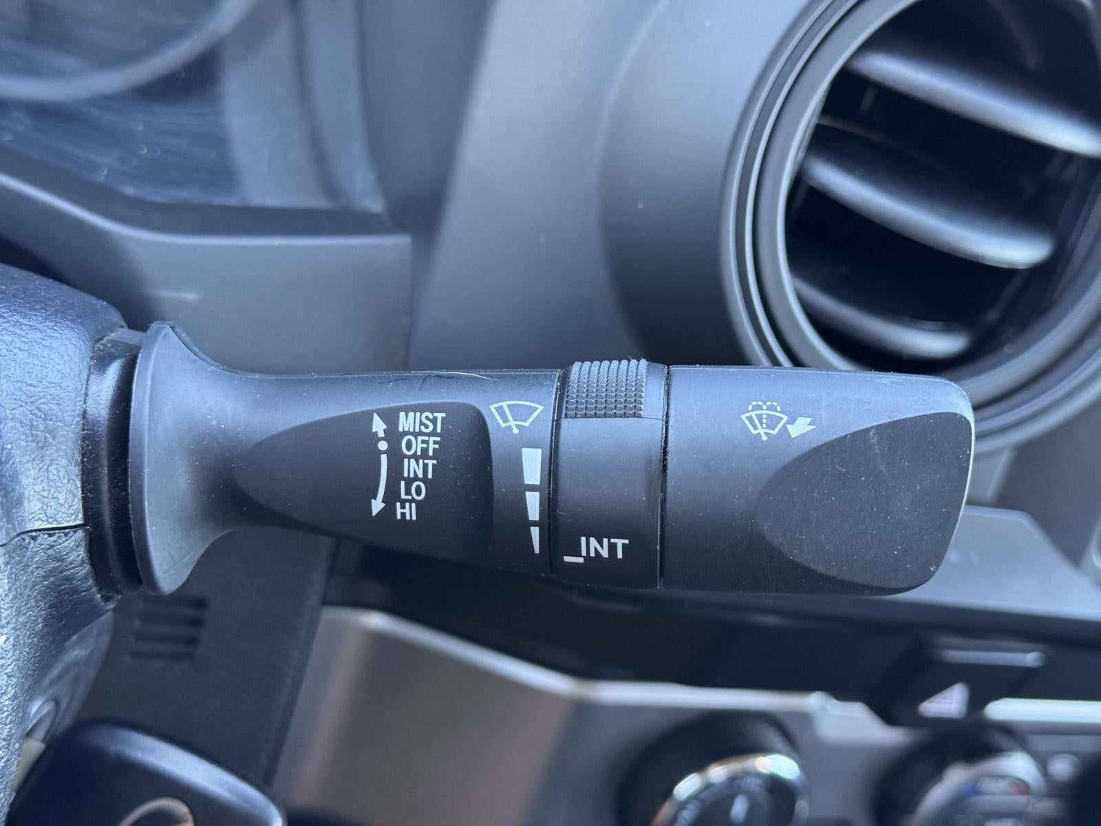 2022 Toyota Tacoma SR V6