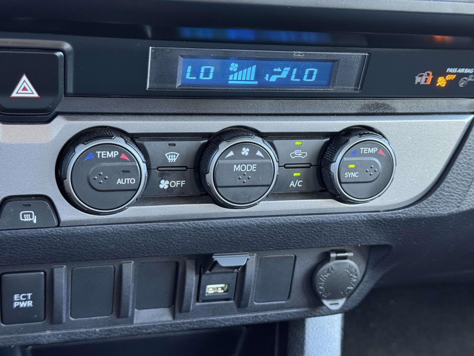 2022 Toyota Tacoma SR V6