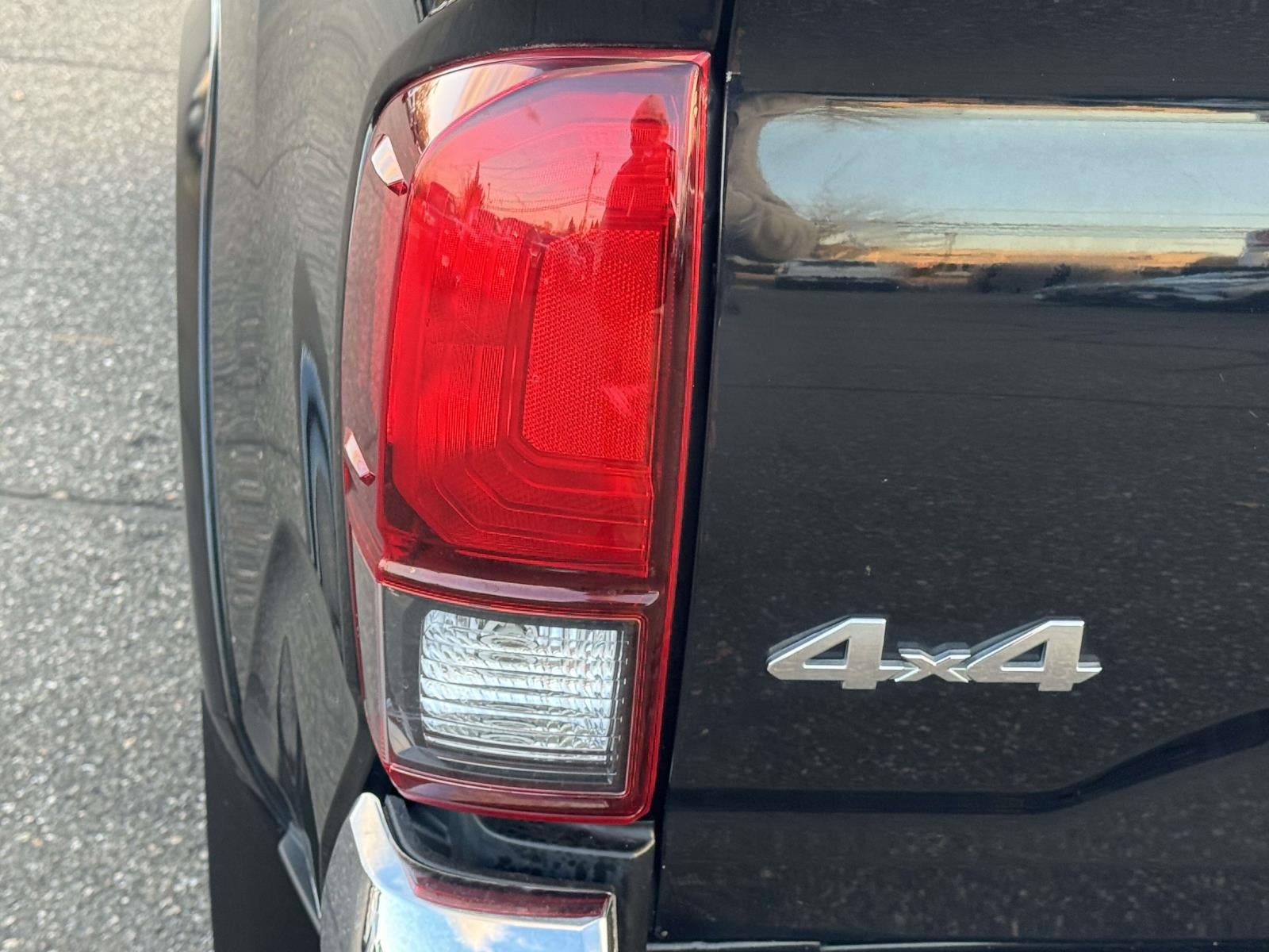 2022 Toyota Tacoma SR5 V6