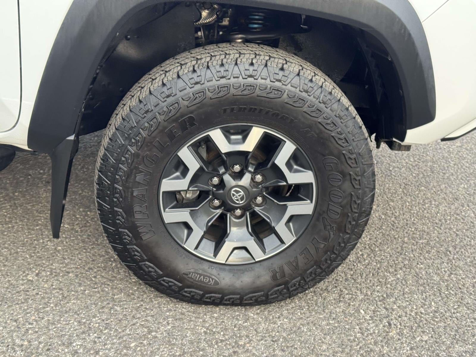 2023 Toyota Tacoma TRD Off-Road V6