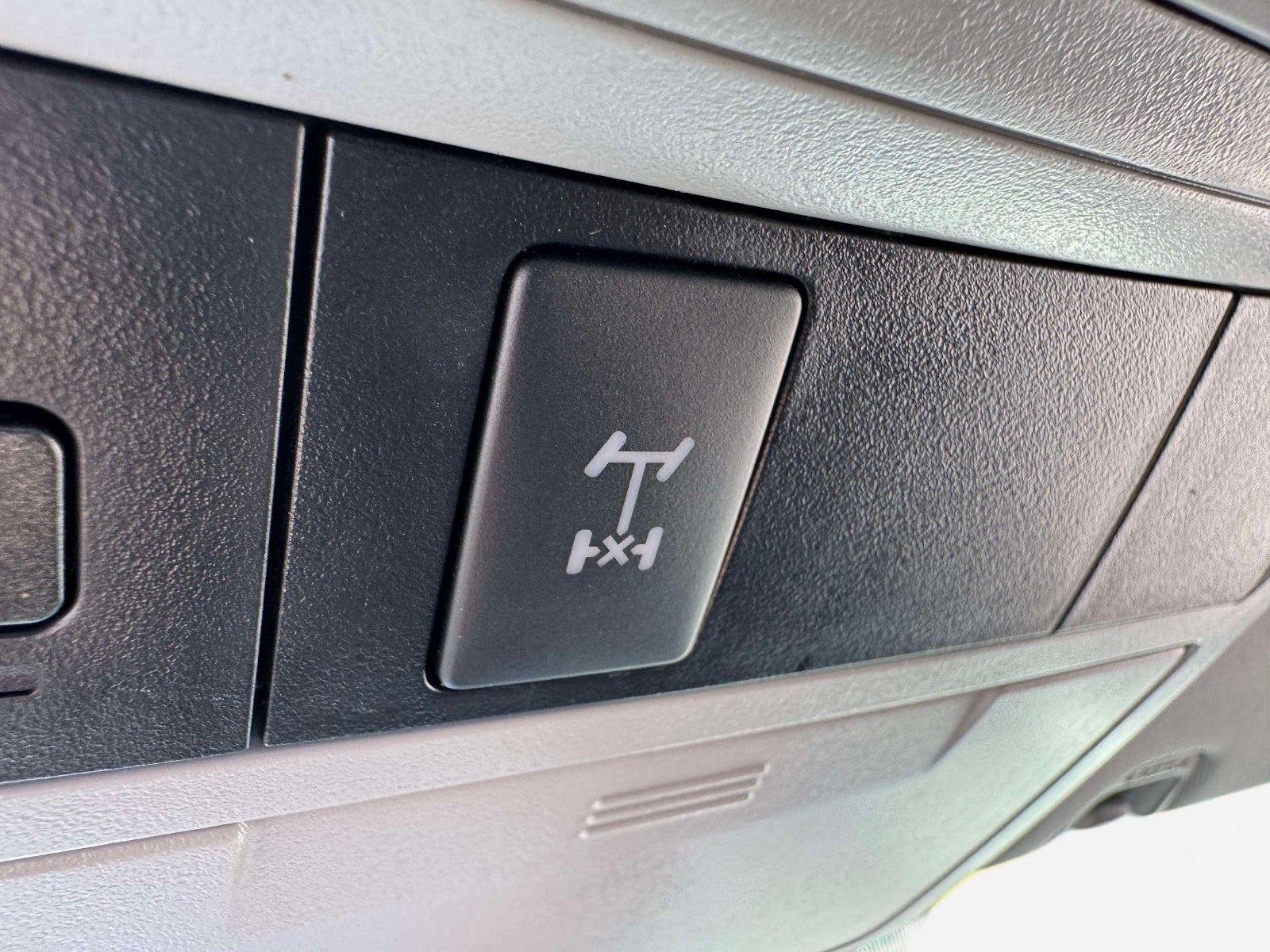 2023 Toyota Tacoma Trail Edition V6
