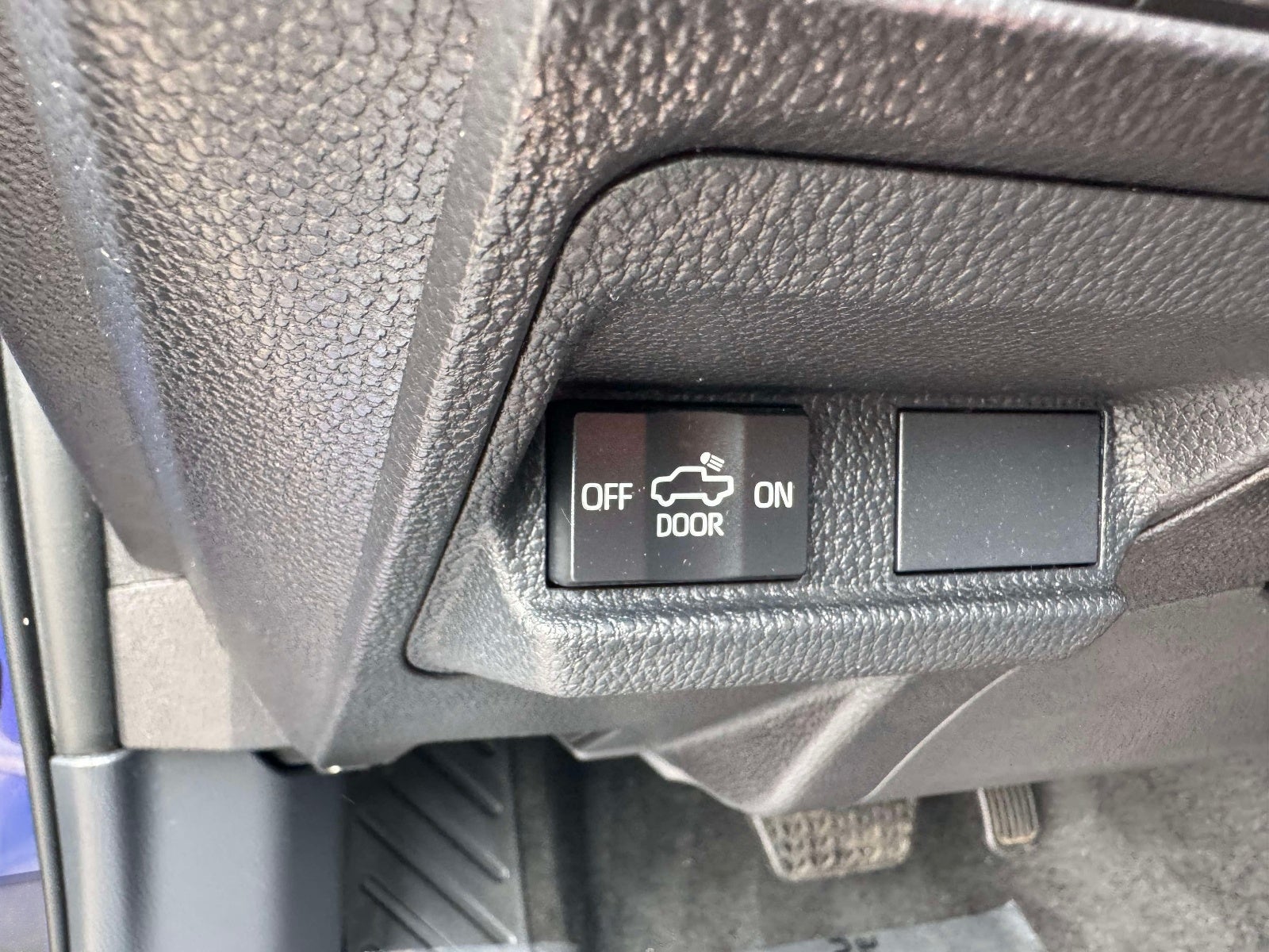 2025 Toyota Tacoma Hybrid TRD Off Road